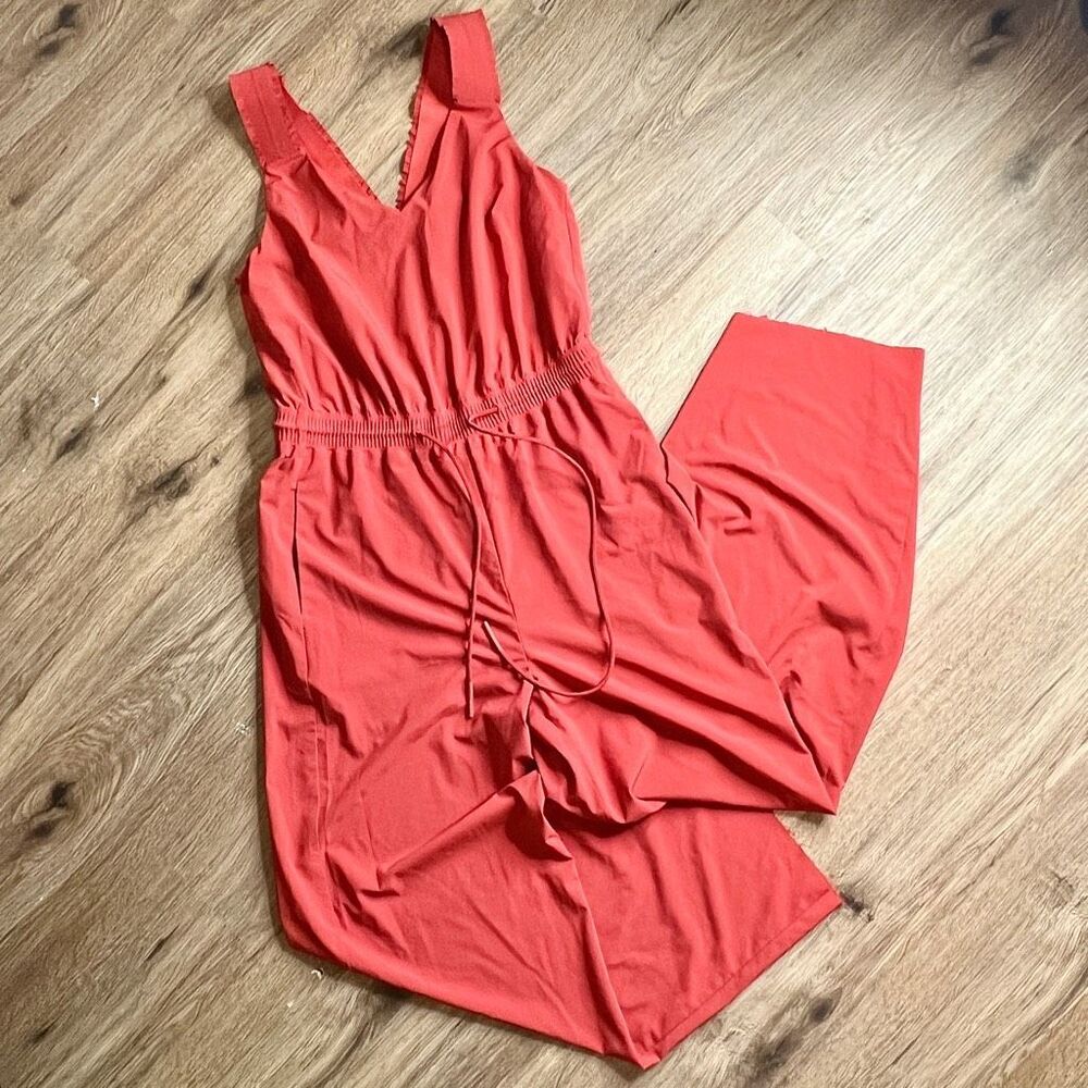 Athleta Savannah Jumpsuit Red Currant Womens Size 2 Relaxed Romper